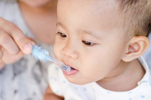 Picking the right toothpaste for your baby, baby dental care, dental health, oral health, dental insurance